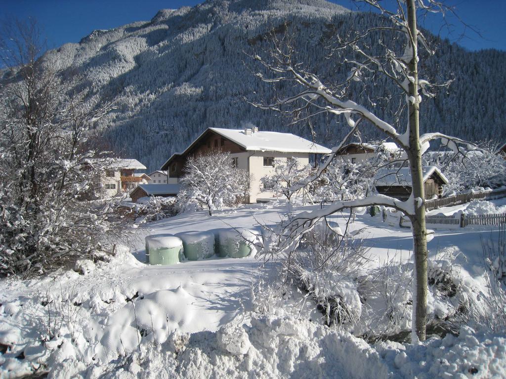 Hotel Haus Schuchter Pfunds Exterior foto